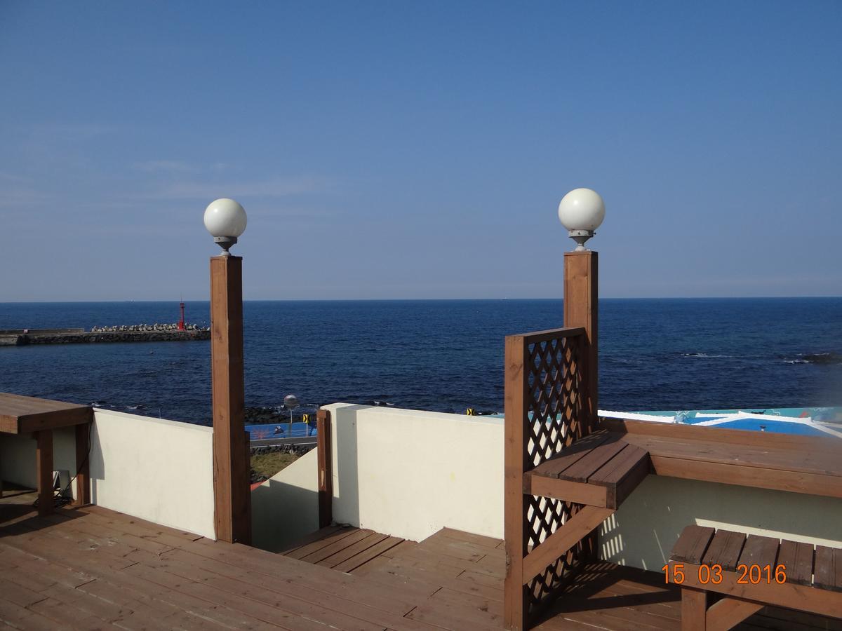 Tongkeun Guesthouse Jeju Exterior photo